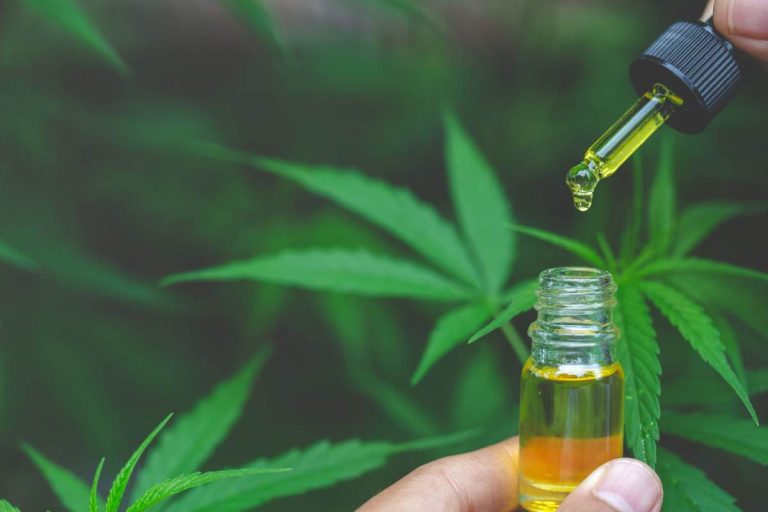 CBD Oil vs Tinctures – A Comparison