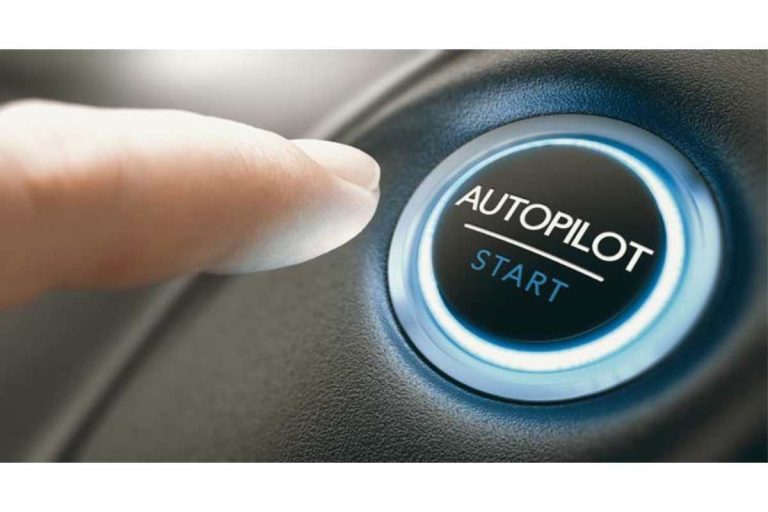 What is Online Business on Autopilot? 5 Ways to Put our Online Business on Autopilot