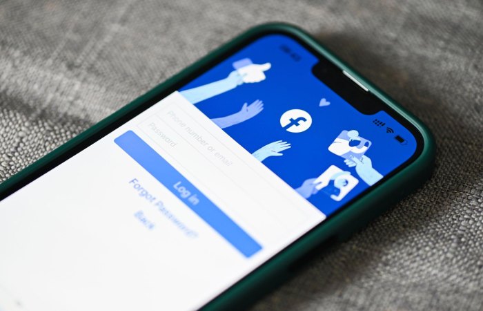 How to Get Started With Facebhttps___www.google.com__gws_rd=ssl