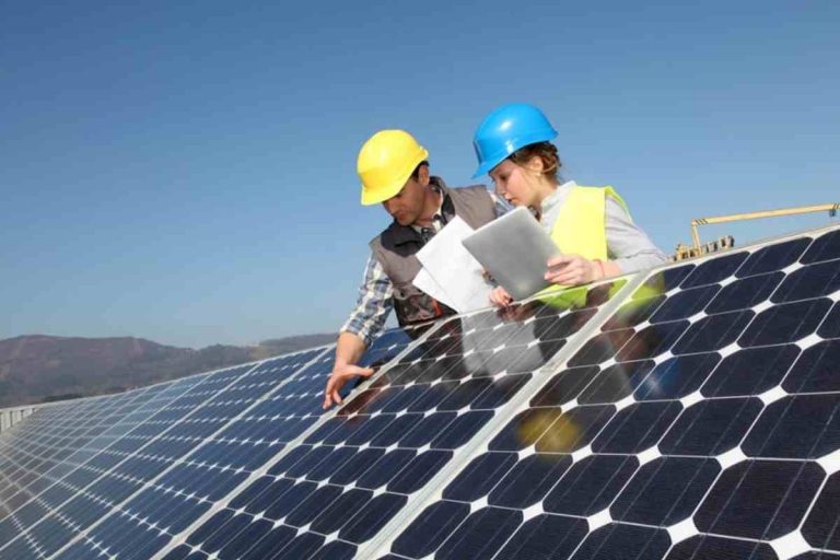 How to Choose the Best Solar Power Company for Your Stadium or Arena