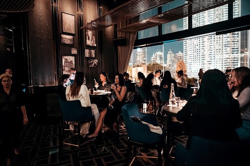 Where Can One Locate Family-Friendly Dining Near Dubai Mall?