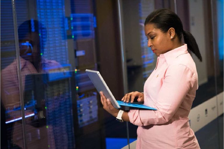 How to Optimize Total Cost of Ownership When Procuring IT at Scale