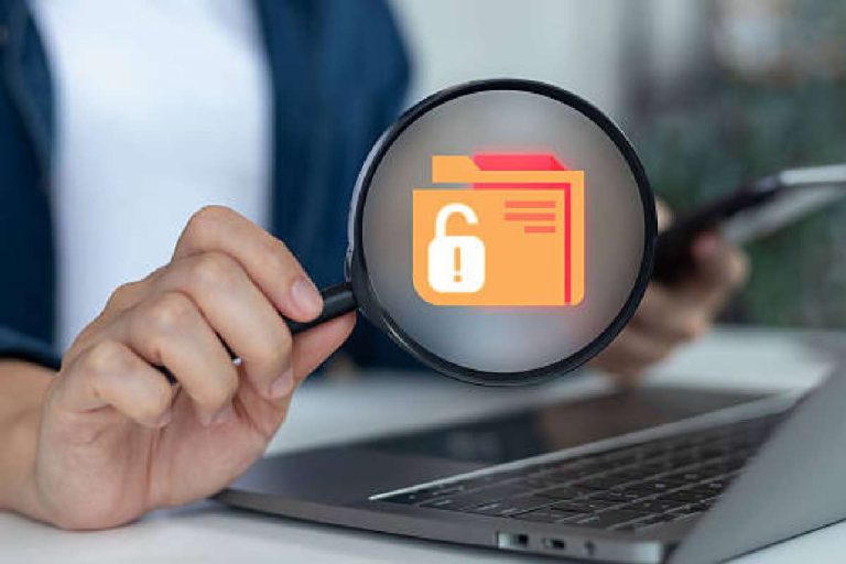 The Hidden Data Leak in Your Pocket: Why 59% of Your Team Is a Security Risk